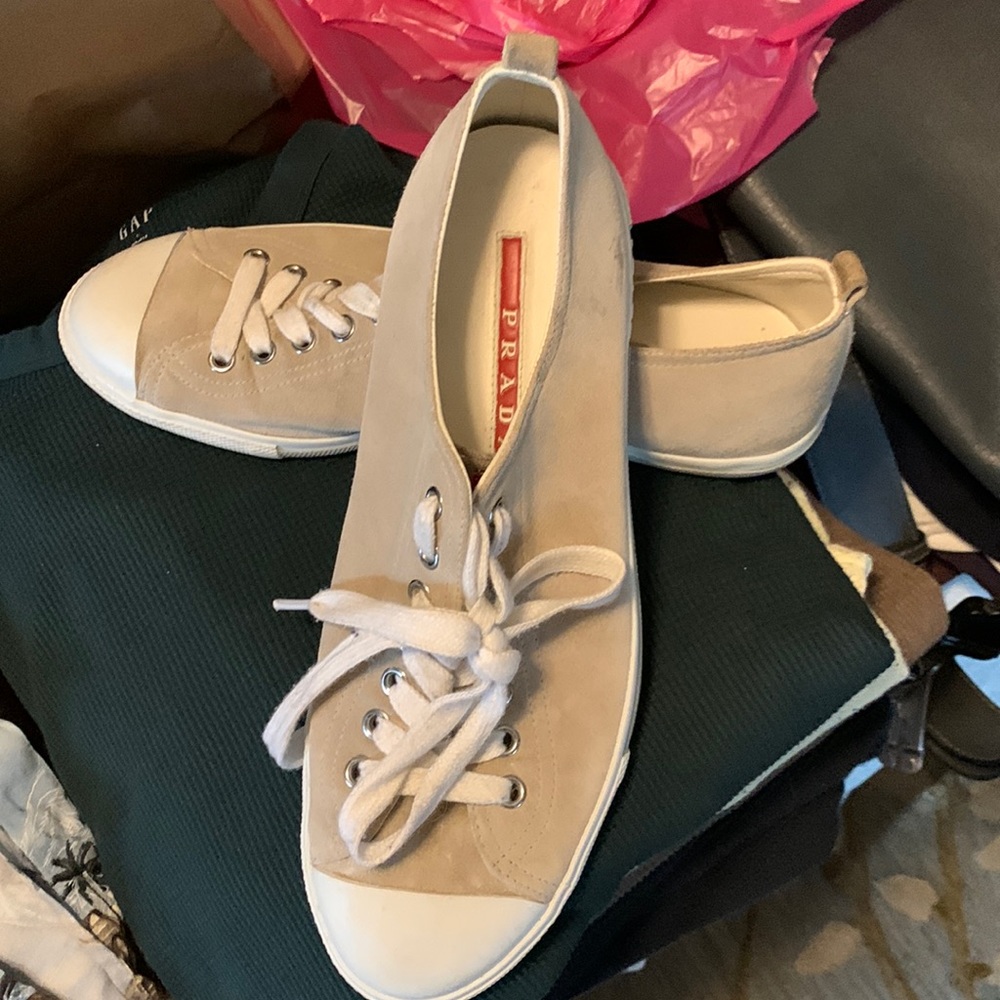 Men’s PRADA sneakers.  Size 7.5